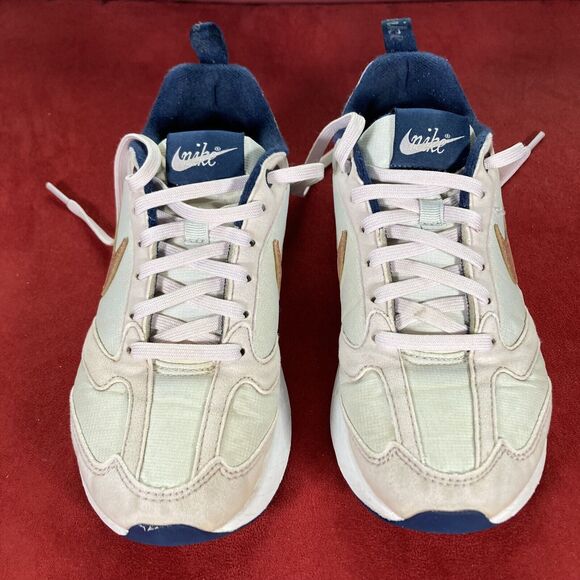 NIKE Air Max ‘Dawn’ (Youth Size 3.5Y) • Metallic Peach Swoosh • Trainers, Sneake - Picture 3 of 6